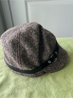 Scala Pronto Tweed Newsboy Cap with Black Faux-Leather Band - Brown Speckle